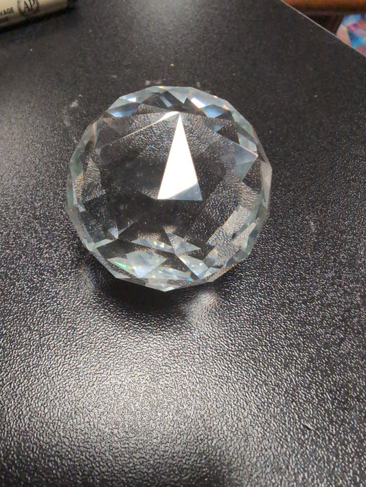 Faceted glass ball