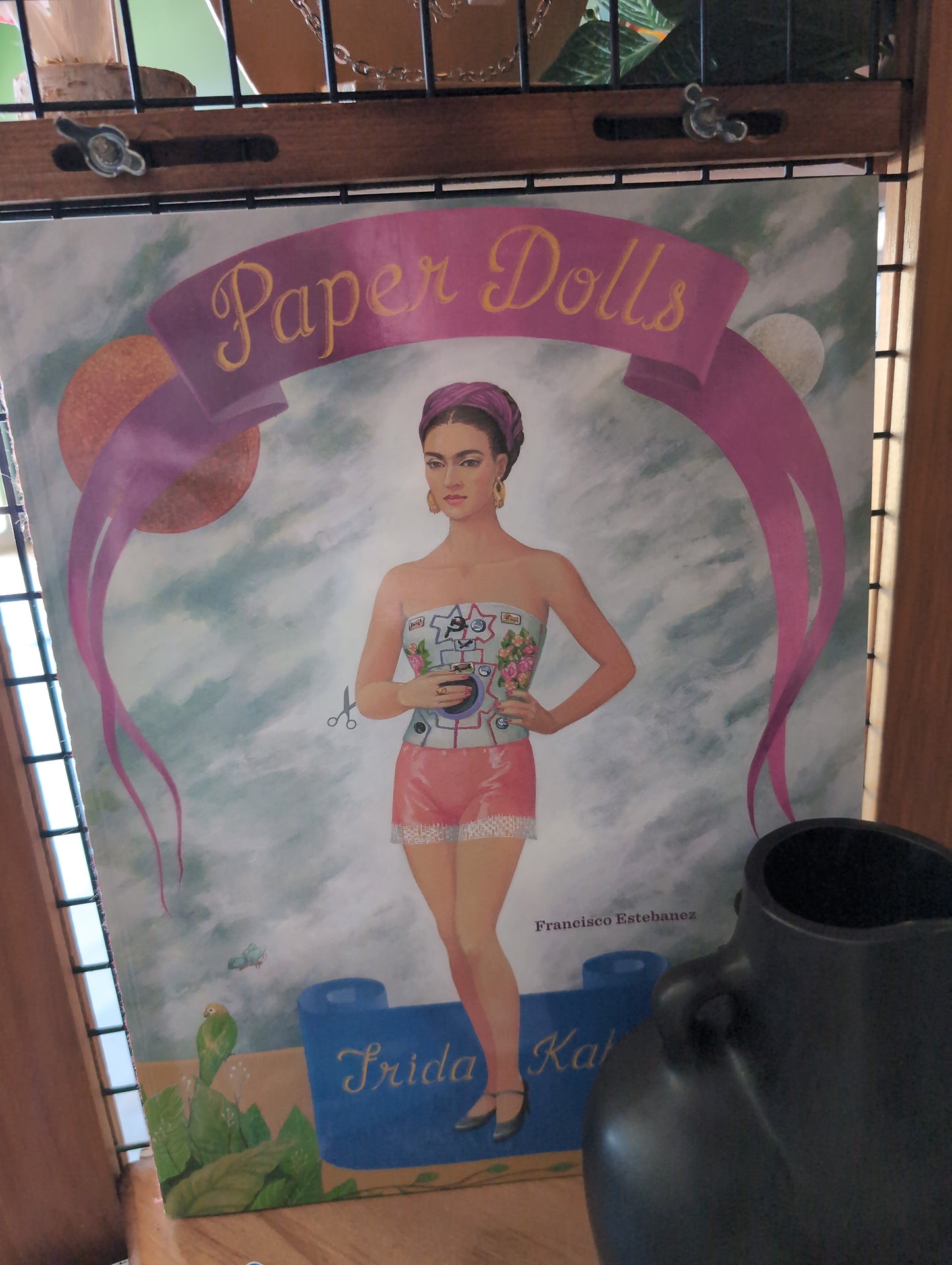 Frida paper dolls